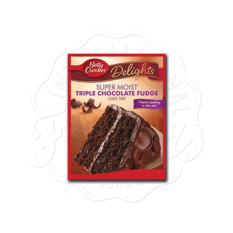 Betty Crocker Super Moist Triple Chocolate Fudge Cake Mix 432g